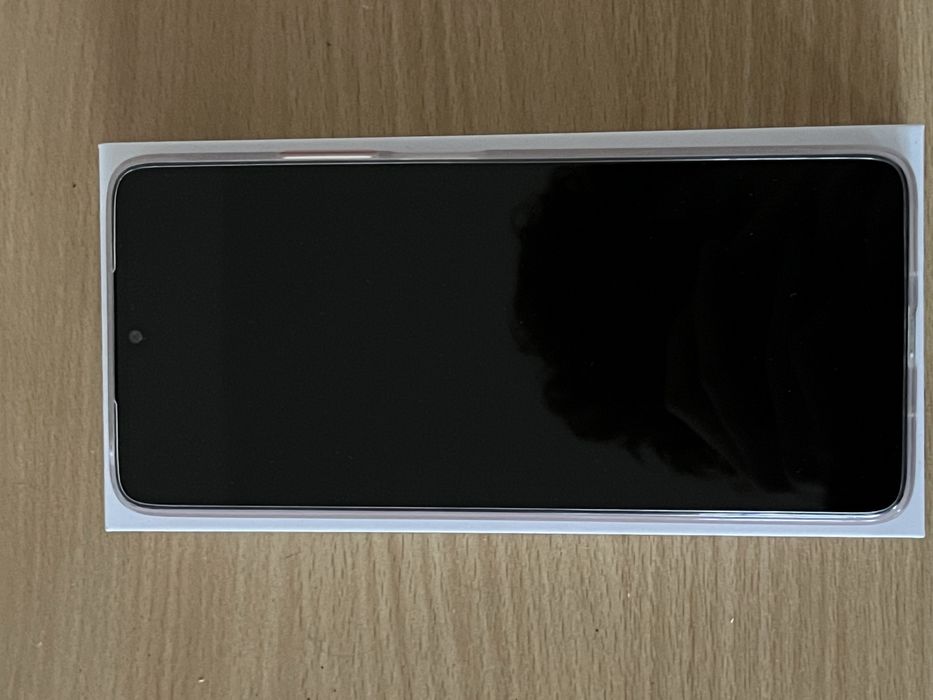 Motorola  g 06 ново