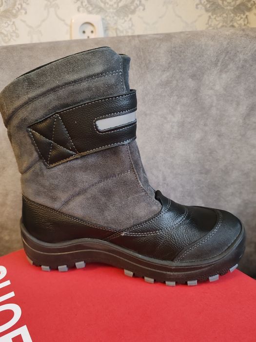 Зимние сапоги для мальчика.