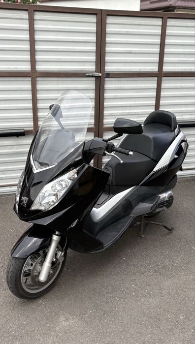 Scuter motocicleta peugeot satelis 400