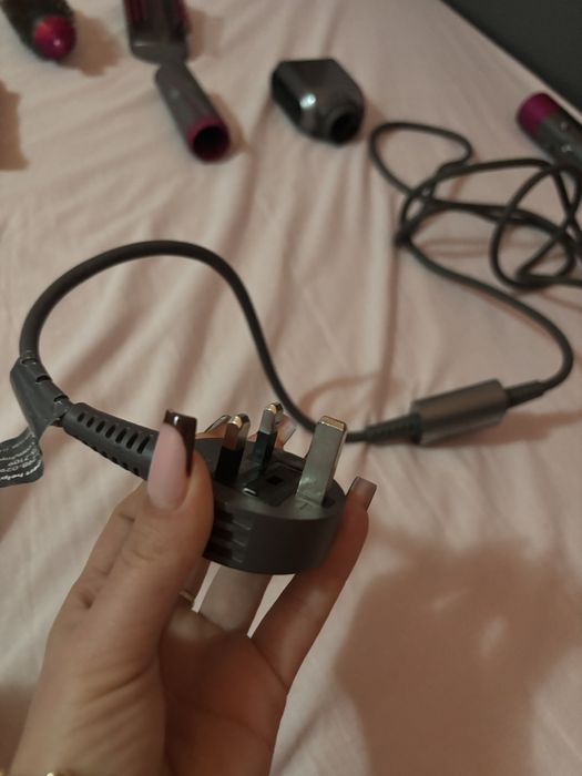 Dyson Airwrap original + toate accesoriile