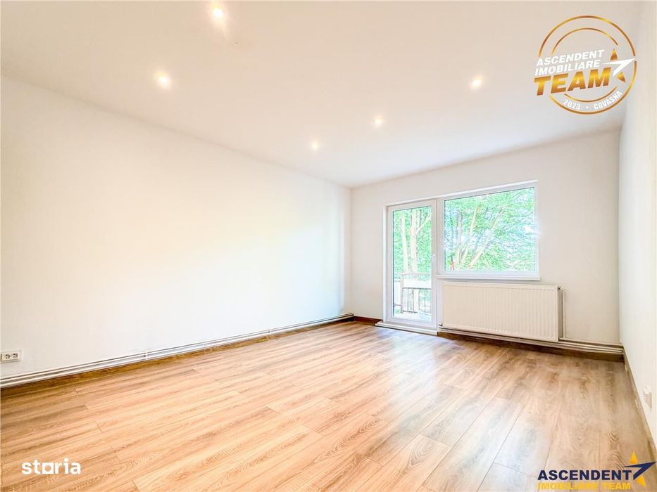 Confort,liniste,pozitie apreciabila: Apartament renovat,decomandat,3 c