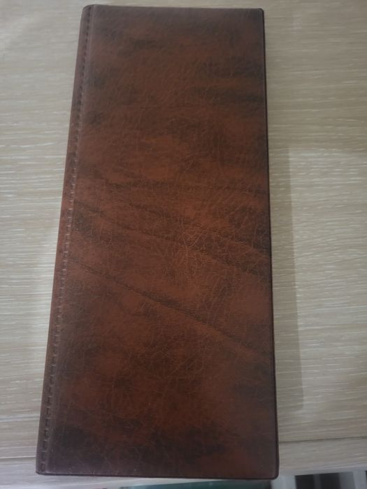Ежедневник, визитницы.
