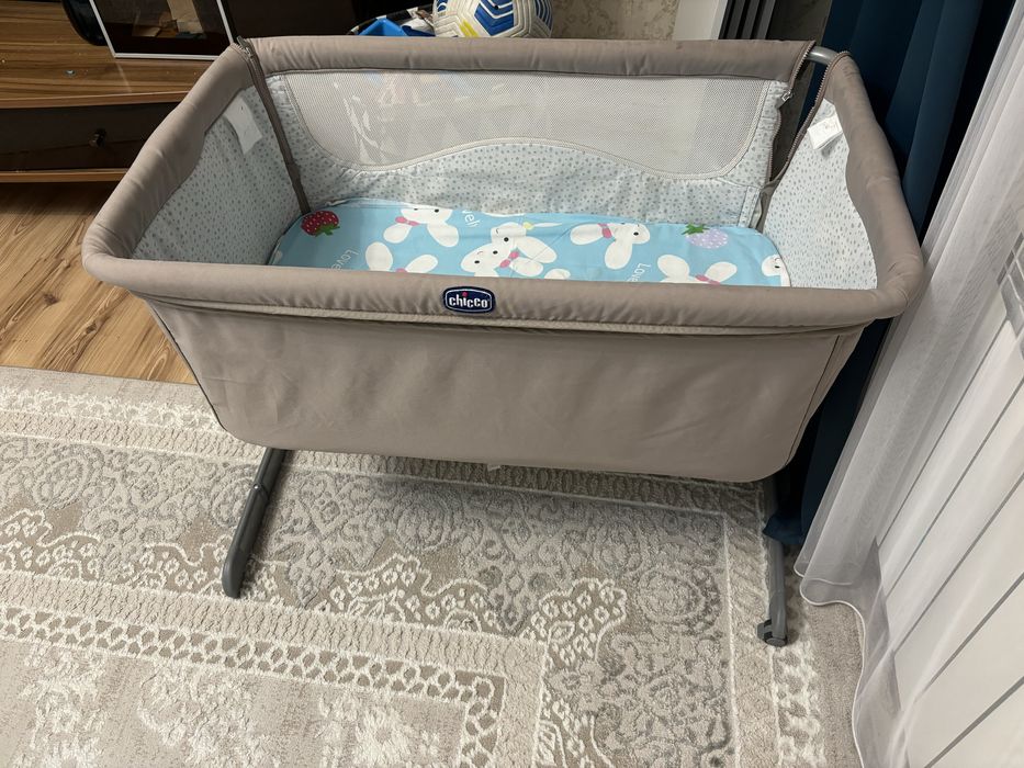 Детская кроватка chicco б/у