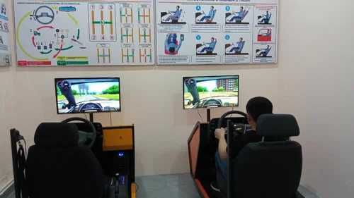 Автошкола на против НБУ Ганга