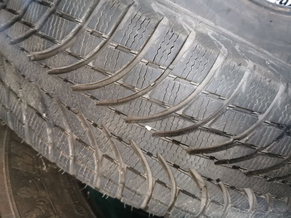 Anvelope Iarna Michelin 215 70 R16