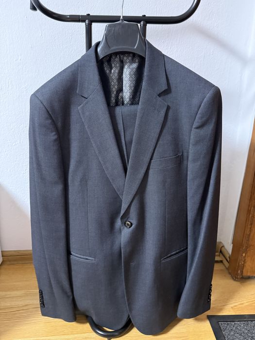 Costum gri inchis ARES,52