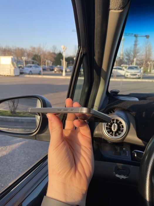 iPhone 15 Pro pro Max  Ayibi bor