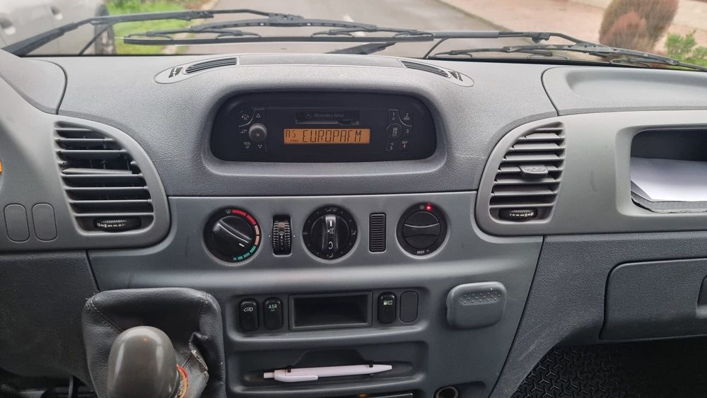 Vând Mercedes Sprinter Basculabil pe 3 parti