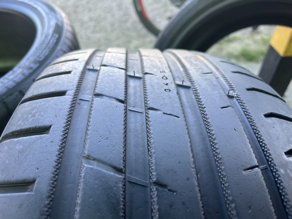 Set cauciucuri nokian vara  275/35/20si 245/40/20