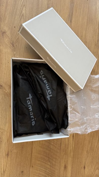 Tamaris leather pumps black 40