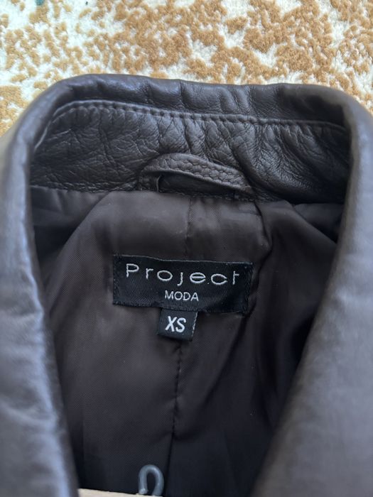 Vand geaca de piele femei .