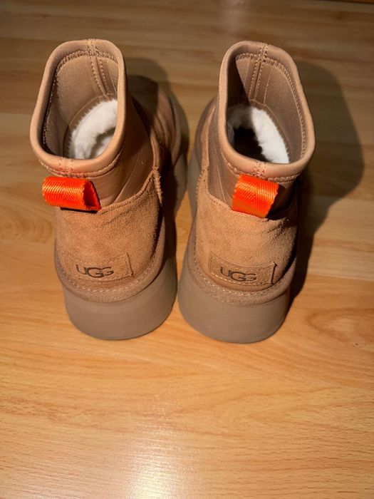 De vanzare  – UGG Classic Mini Dipper, marimea 36