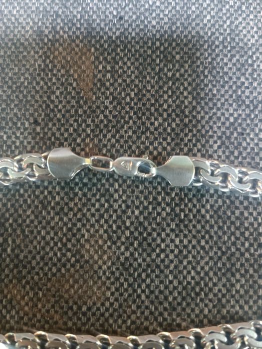 Продаю мужскую цепь!!!