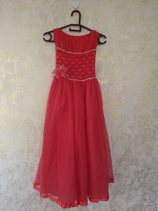 Қыздарға көйлектер