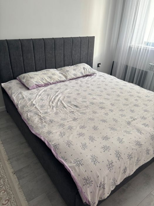Продам кровать двухспальную
