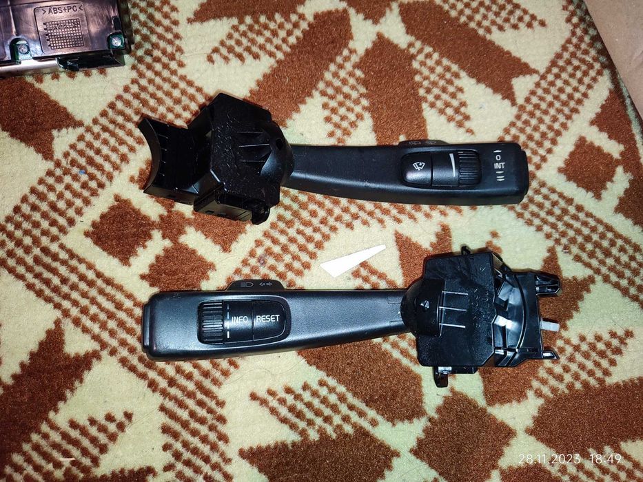 Части от Volvo V50