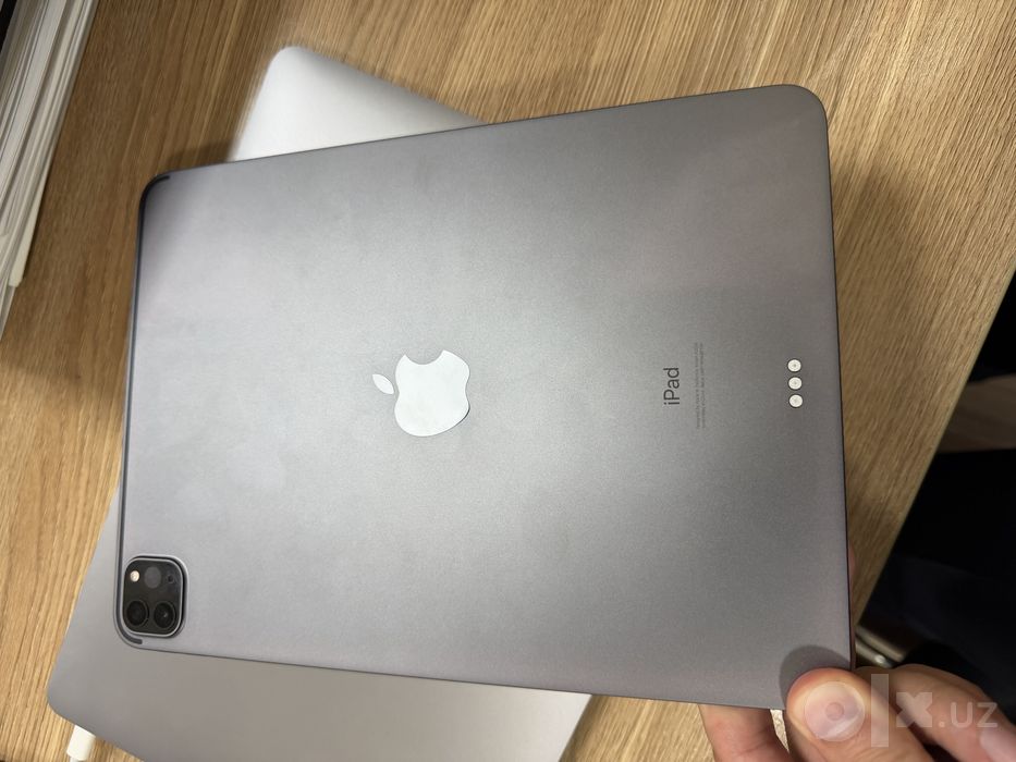 iPad Pro 11, 2020г. 128GB Wi-Fi A2228