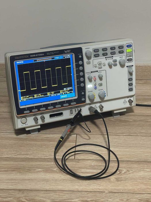 Осцилоскоп GW-INSTEK GDS-2102А - 100MHz