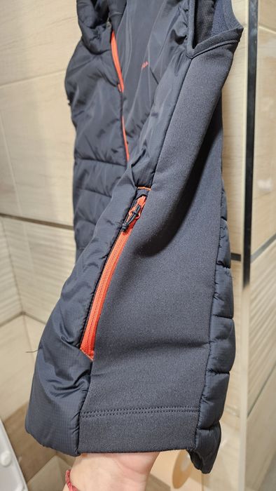 Детски елек  ръст  141 / 150