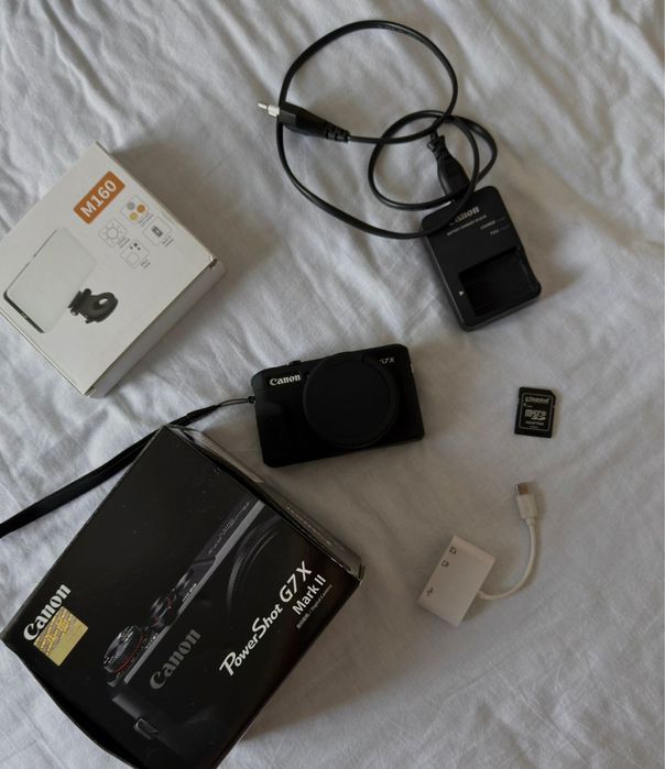 Canon g7x mark II состояние хорошое флешки чехол лампа все в комплекте