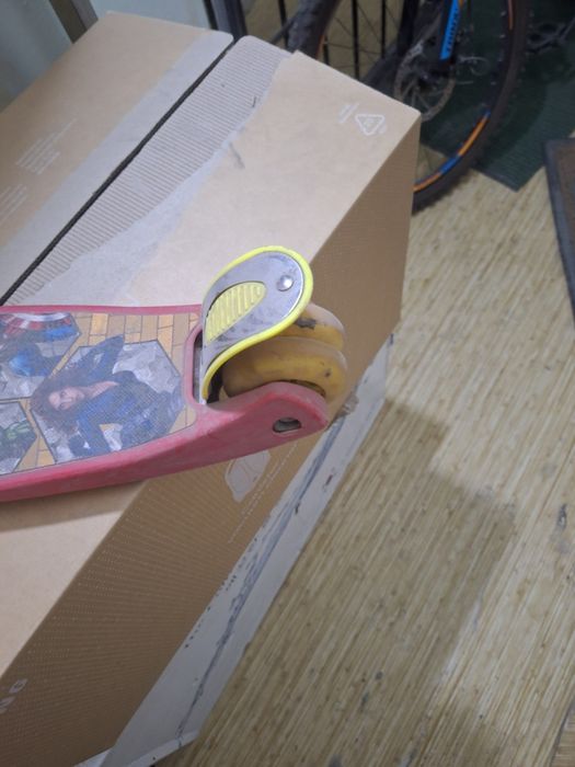 Детский самокат продам