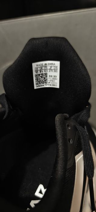 Adidas кроссовки