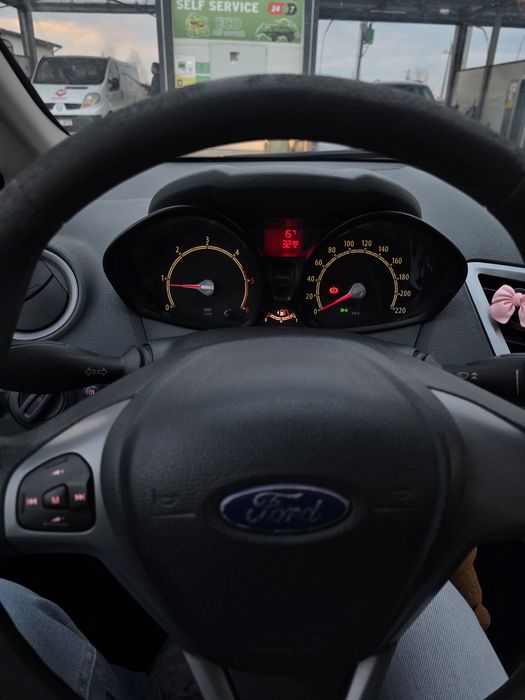 Ford fiesta 2010