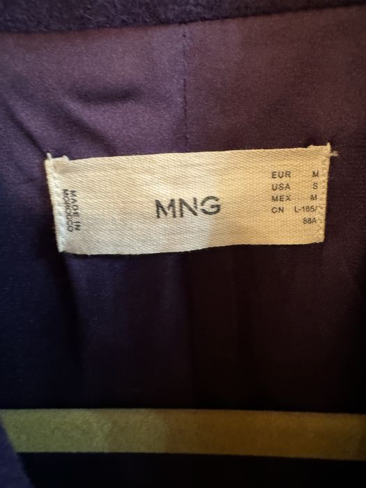 Palton superb brand  Mango