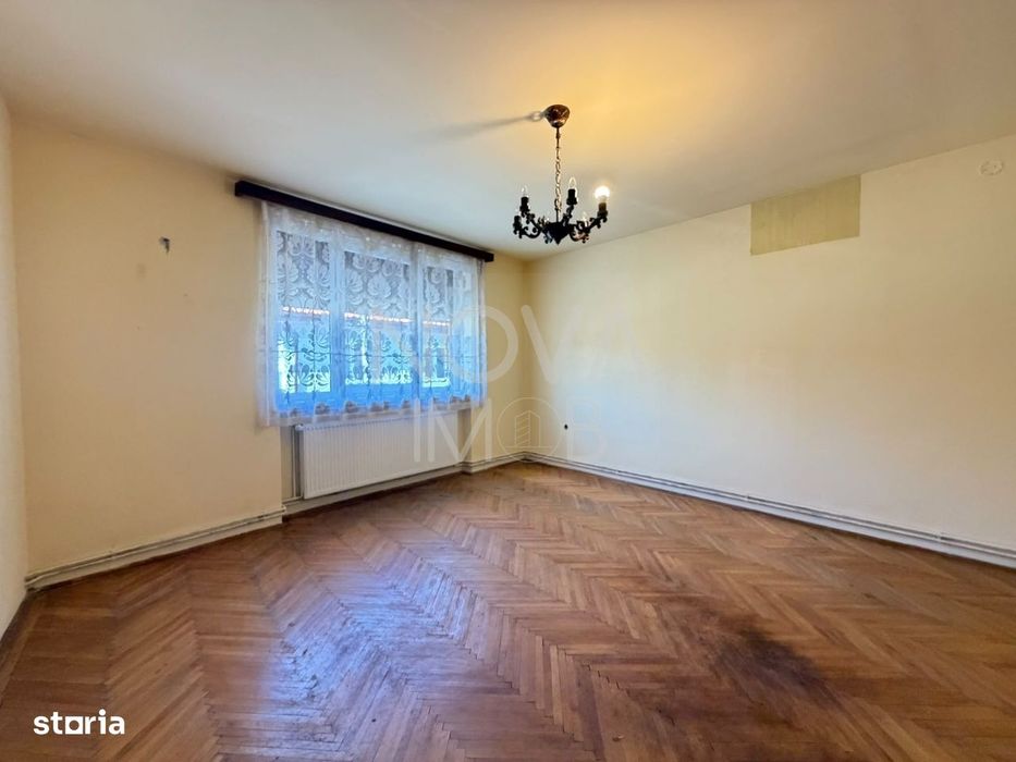 Casa individuala de vanzare cu COMISION 0, Zona Lazaret / Lupeni