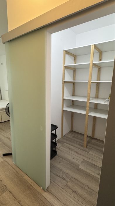 Închiriez garsonieră 40 mp, an construcție 2020