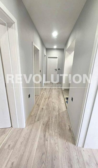 Дава се под наем Етаж от къща в Аксаково - 150 кв.м за 500 € - Снимка #3