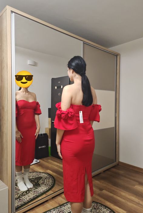 Rochie Trendyol roșie cu detalii