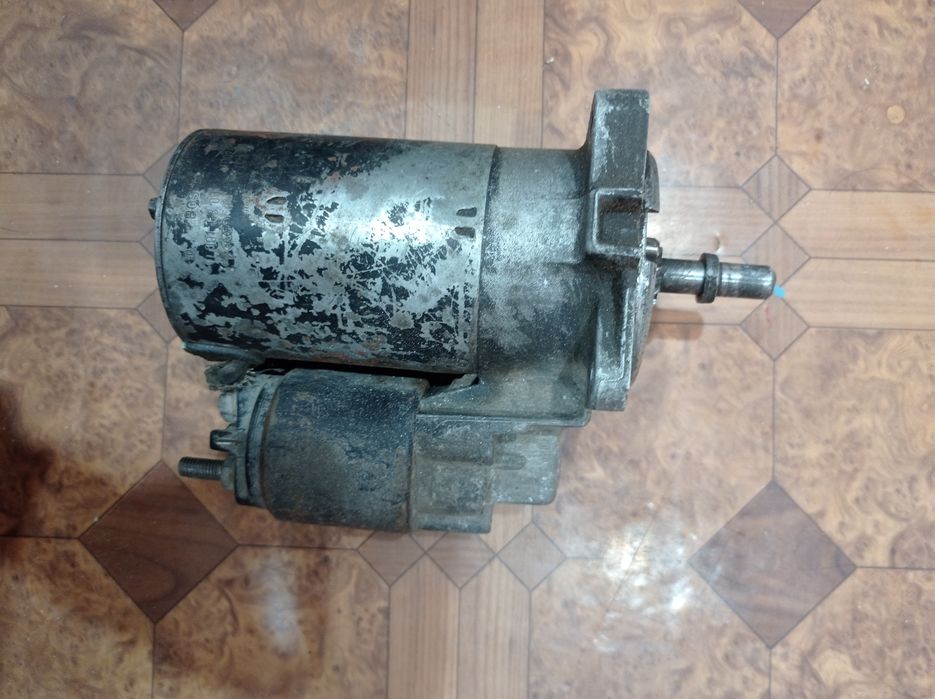 Стартер на Фольксваген продам б/у