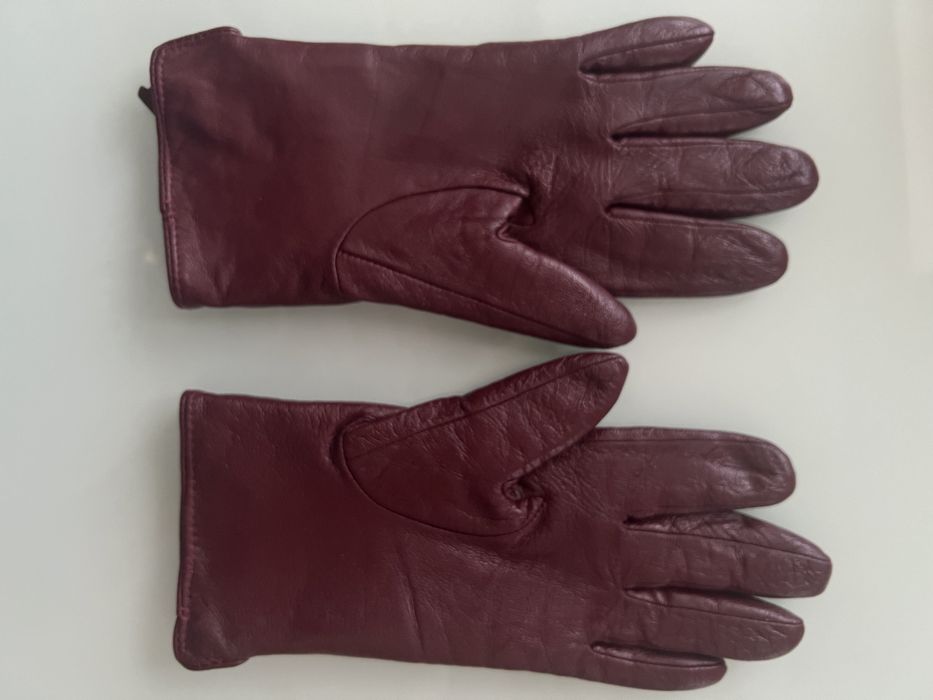 Manusi 100 % piele. Marimea M.