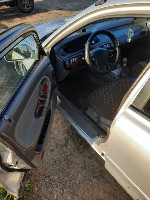 Продам машину Mazda 626