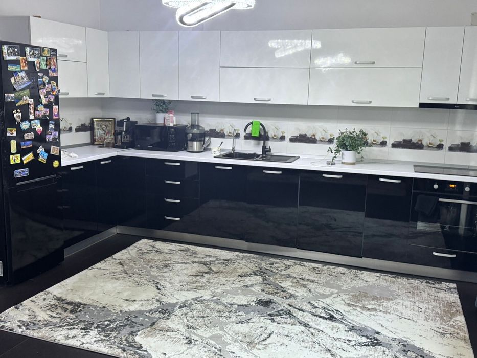 Casă de vânzare in Ostroveni