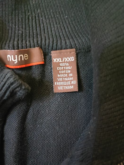 Продавам мъжки памучни пуловери