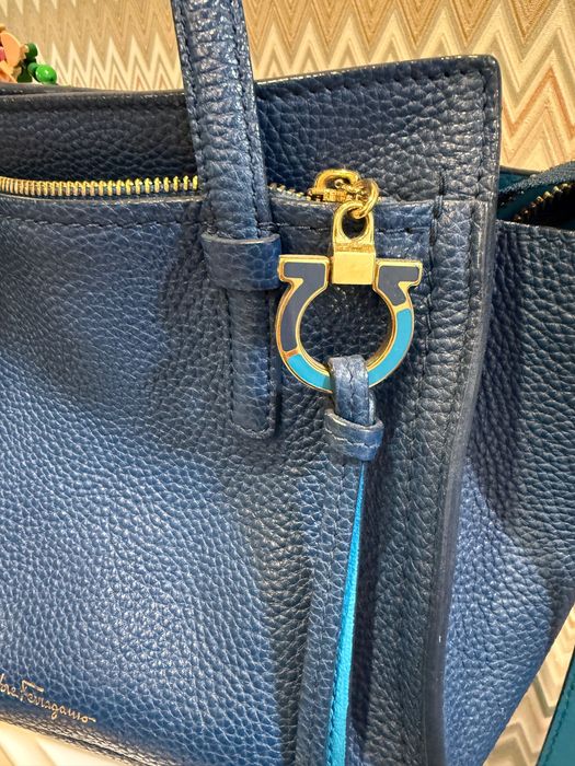 Дамска чанта Salvatore Ferragamo