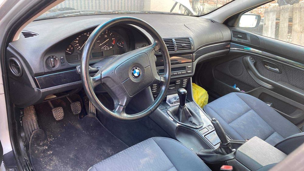 BMW 520I  продава се само на части