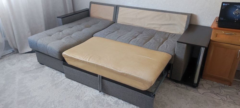 Продам угловой диван