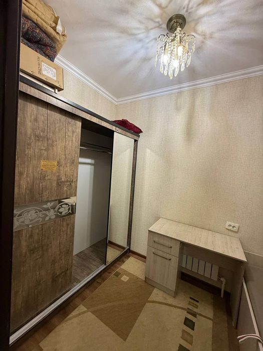 Аренда янги чоштепа метро 1 чи бекат 1×2 хона килинган