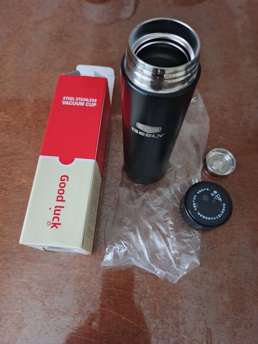 Термо кружка с индикацией температуры.