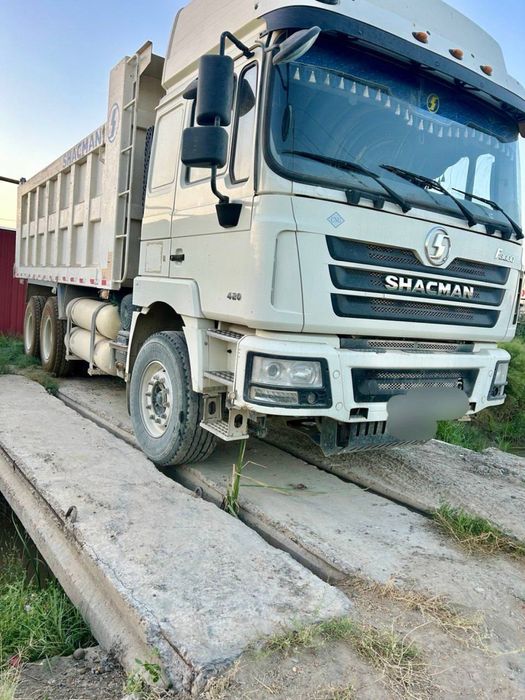 shacman F3000 . probeg 190 000.