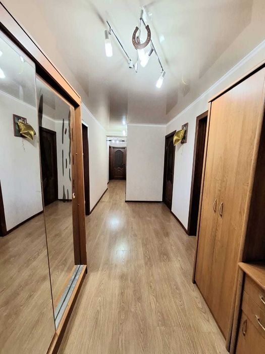 Продаётся 4 комн. квартира, район Сити Центр