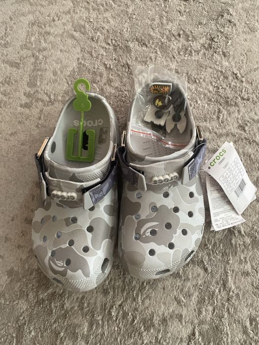 crocs Bape white
