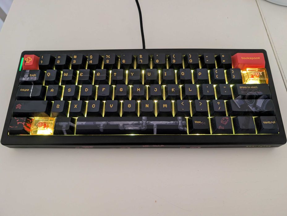 Tastatură mecanică QwertyKey QK61 Pro Fallout – Wireless RGB
