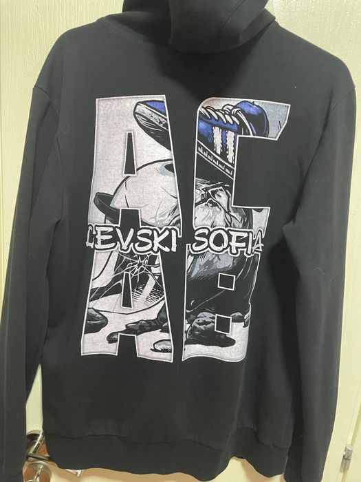 Тениски с щампа на футболен клуб “Левск”