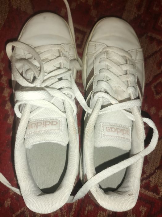 Кожени кецове Адидас 36номер