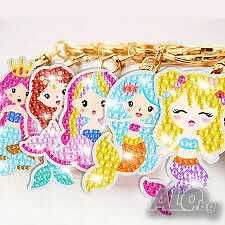 продавам комплекти  5бр диамантени ключодържатели RILA GRAFTS