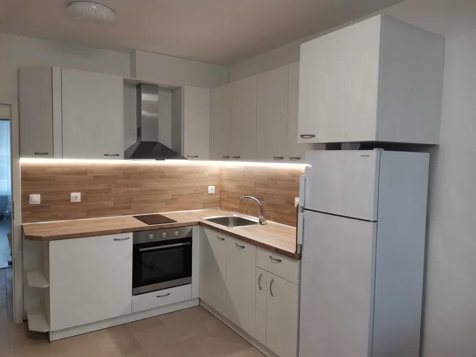 Дава се под наем Двустаен апартамент в София, Хиподрума - 70 кв.м за 786.93 € - Снимка #1